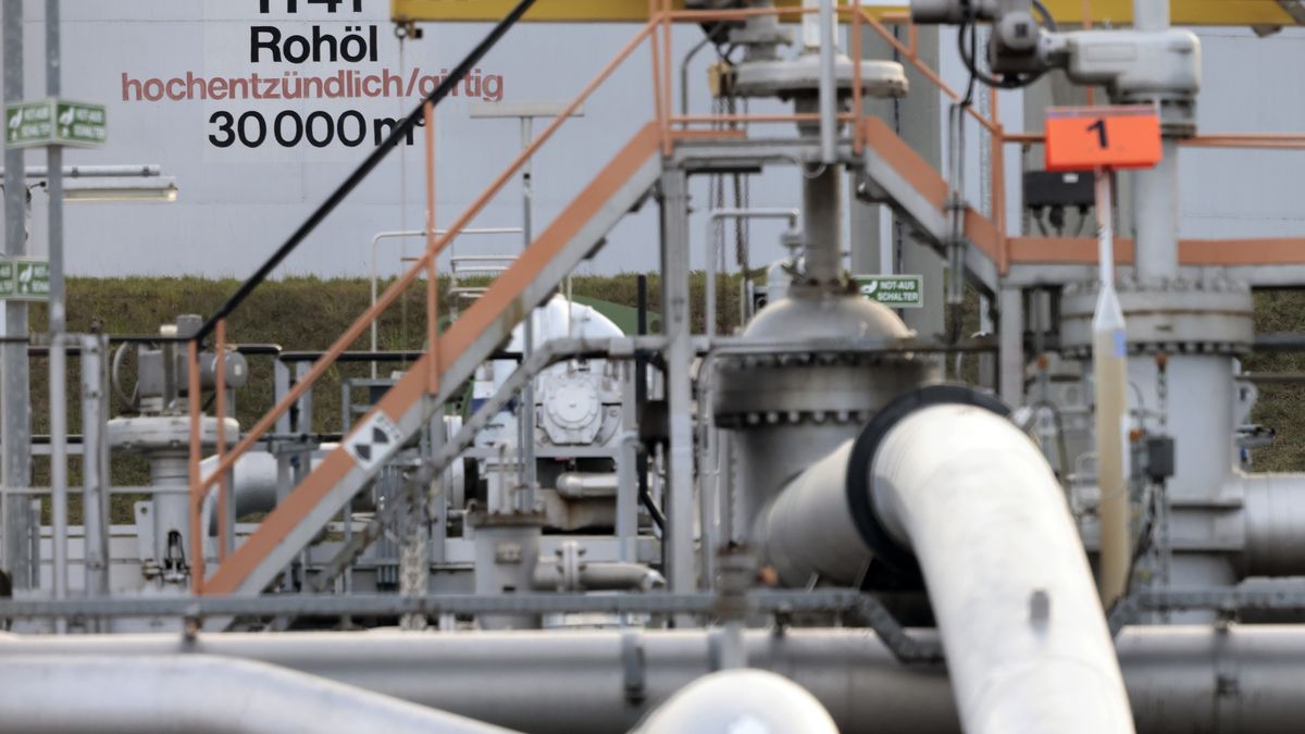 Polska firma może przejąć udziały w niemieckiej rafinerii Schwedt