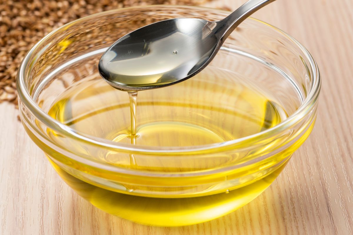 Linseed oil and its valuable properties.