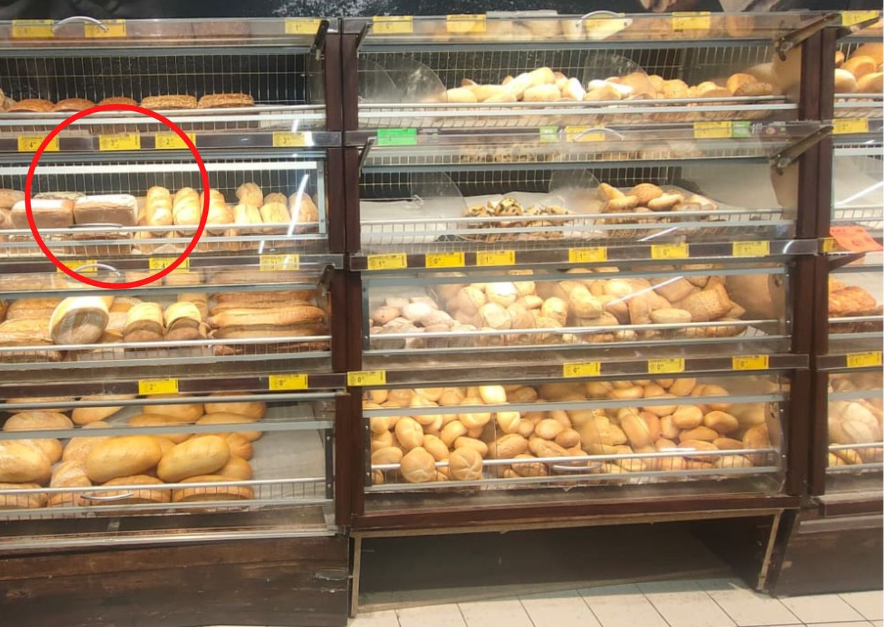 Kupujesz pieczywo w Biedronce? Uważnie się temu przyjrzyj