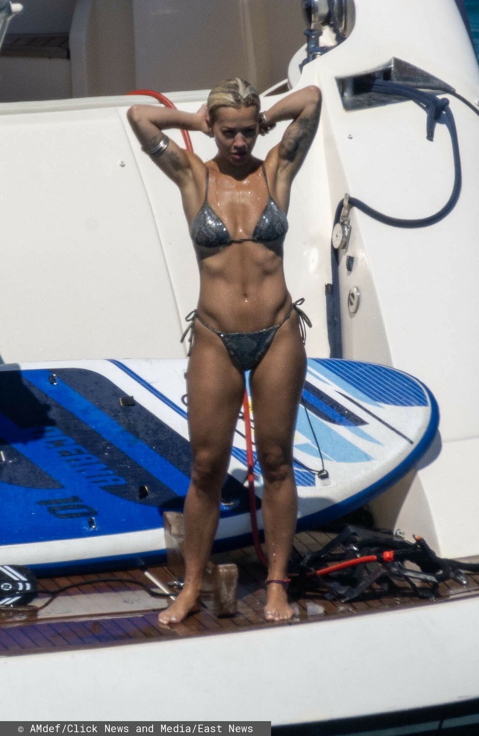 Rita Ora na wakacjach