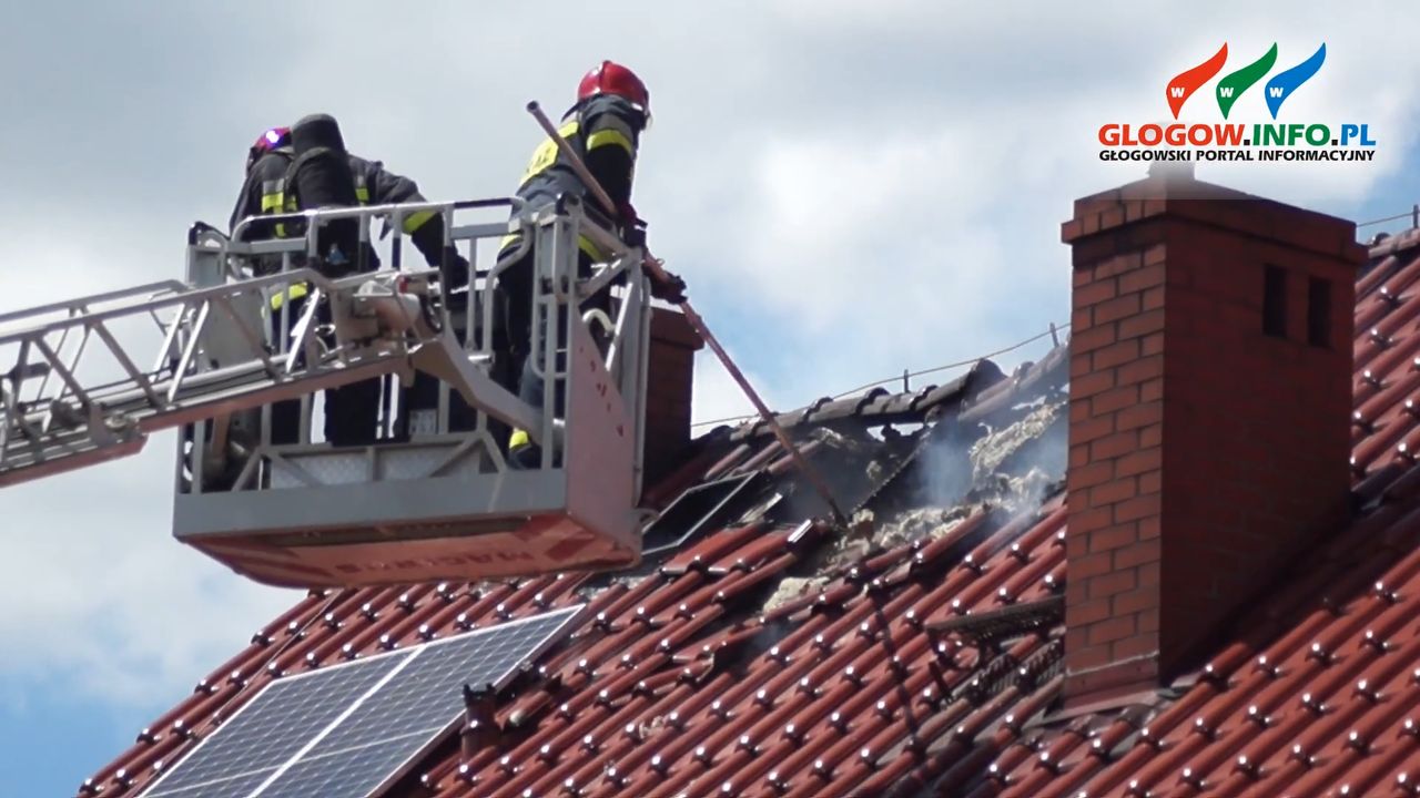 Pożar dachu z instalacją fotowoltaiczną