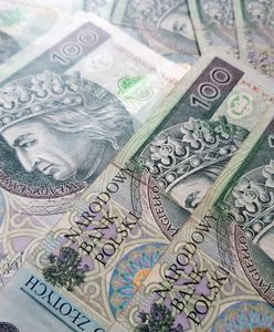 Podatki. Skarbówka zarekwirowała kobiecie 4 mln zł w gotówce na spłatę podatków
