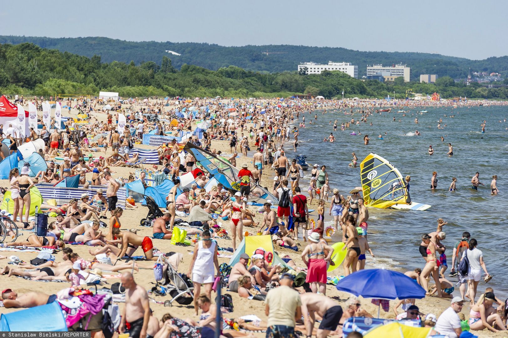 Wojny plażowe. "Pani ubierze to dziecko"