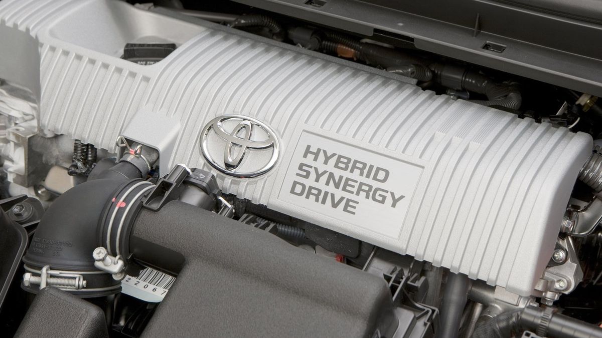 Napędy hybrydowe Toyoty są znacznie lepiej dopracowane i też tańsze w naprawach niż Hondy