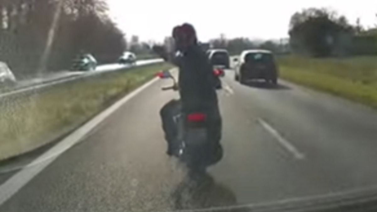 Motocyklista miał pretensje