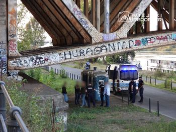 Warszawa: 15-latka spadła z mostu Średnicowego. Trafiła do szpitala