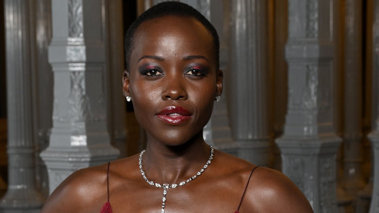 Lupita Nyong’o zachwyciła na gali. Aktorka była w półprzezroczystej sukni