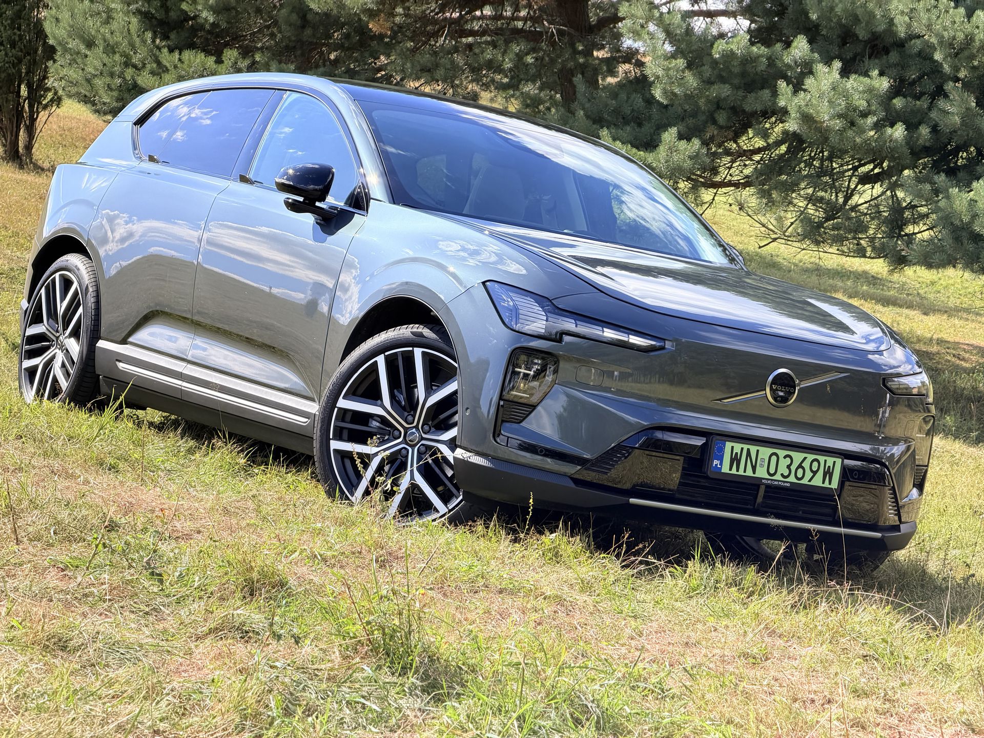 Volvo EX60