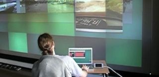 Laptop i ściana wyświetlająca 22 Mpix [wideo] 2