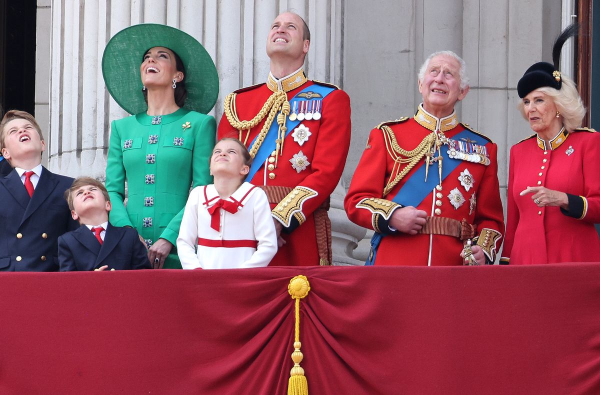 Najważniejsi członkowie rodziny królewskiej na tegorocznej uroczystości Trooping The Colour 
