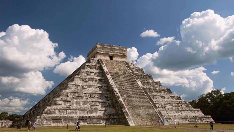 Mexico, Yucatan, Chichen Itza, El Castillo (also called the Pyramid of Kukulcan). (Photo by: Richard Maschmeyer/Design Pics Editorial/Universal Images Group via Getty Images)