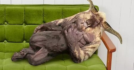 Capcom sprzedaje dziwną i drogą poduszkę. Strach obudzić się przy niej w nocy