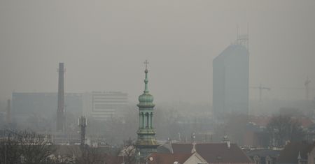 Smog i zanieczyszczenie powietrza. IMGW wyjaśnia, jaki wpływ ma pogoda