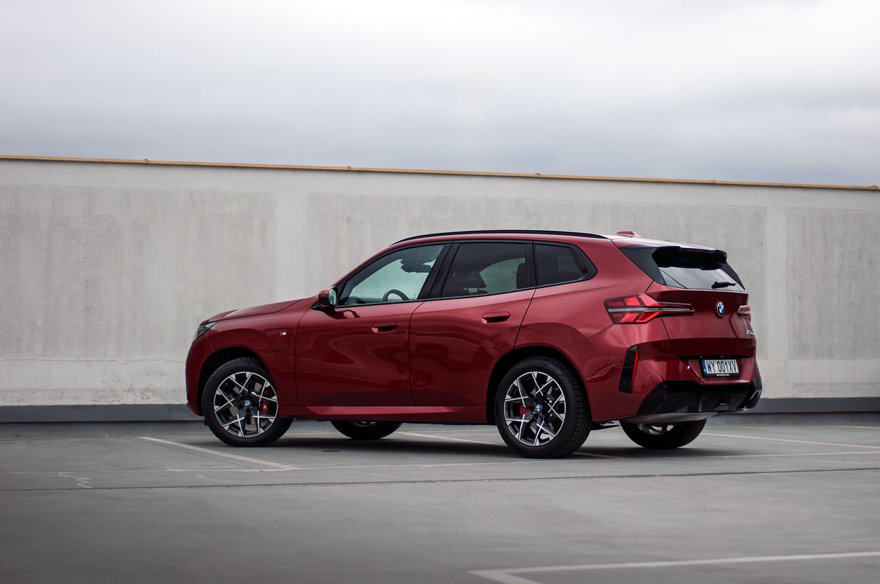 BMW X3 30e xDrive (2025)