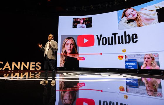 YouTube testuje konwersacyjną AI na Smart TV i konsolach