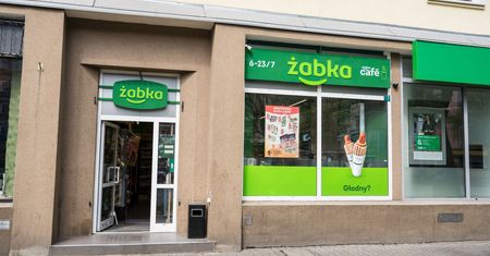 Żabka bezobsługowa już wkrótce. Do zakupów potrzebny tylko telefon