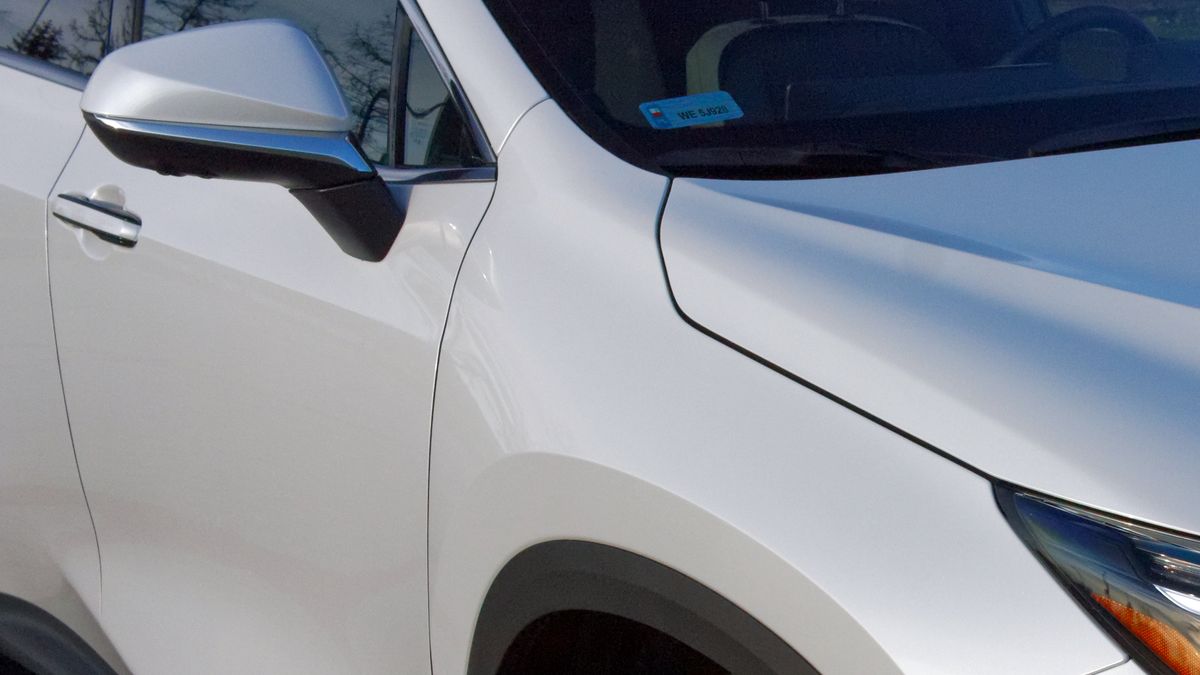 Niebawem miejsce nalepek kontrolnych mogą zająć naklejki uprawniające do wjazdu do stref czystego transportu