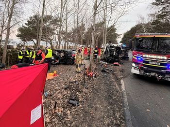 Tragiczny wypadek w Chałupach. Nie żyje jedna osoba