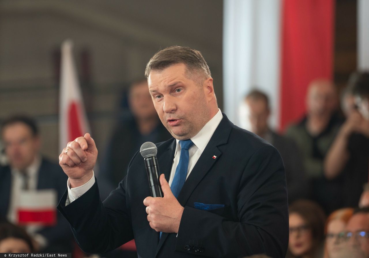 "Precz z tym szwindlem". Czarnek zapowiada uchwałę