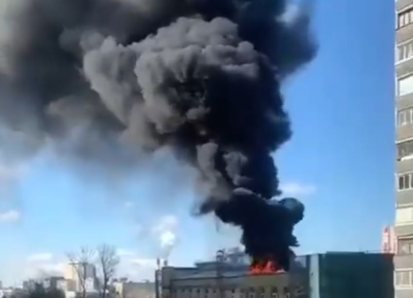 Pożar centrum medycznego w Moskwie, fot.  Arow Intel/Twitter