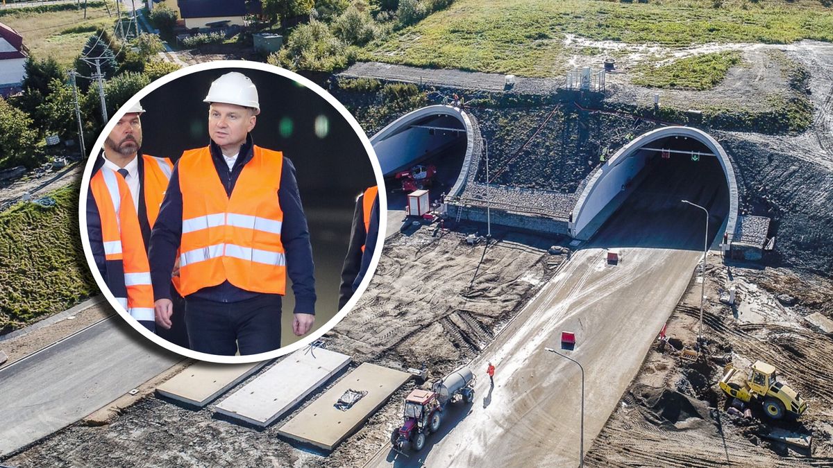 Prezydent Andrzej Duda przeszedł tunelem w ciągu drogi S7