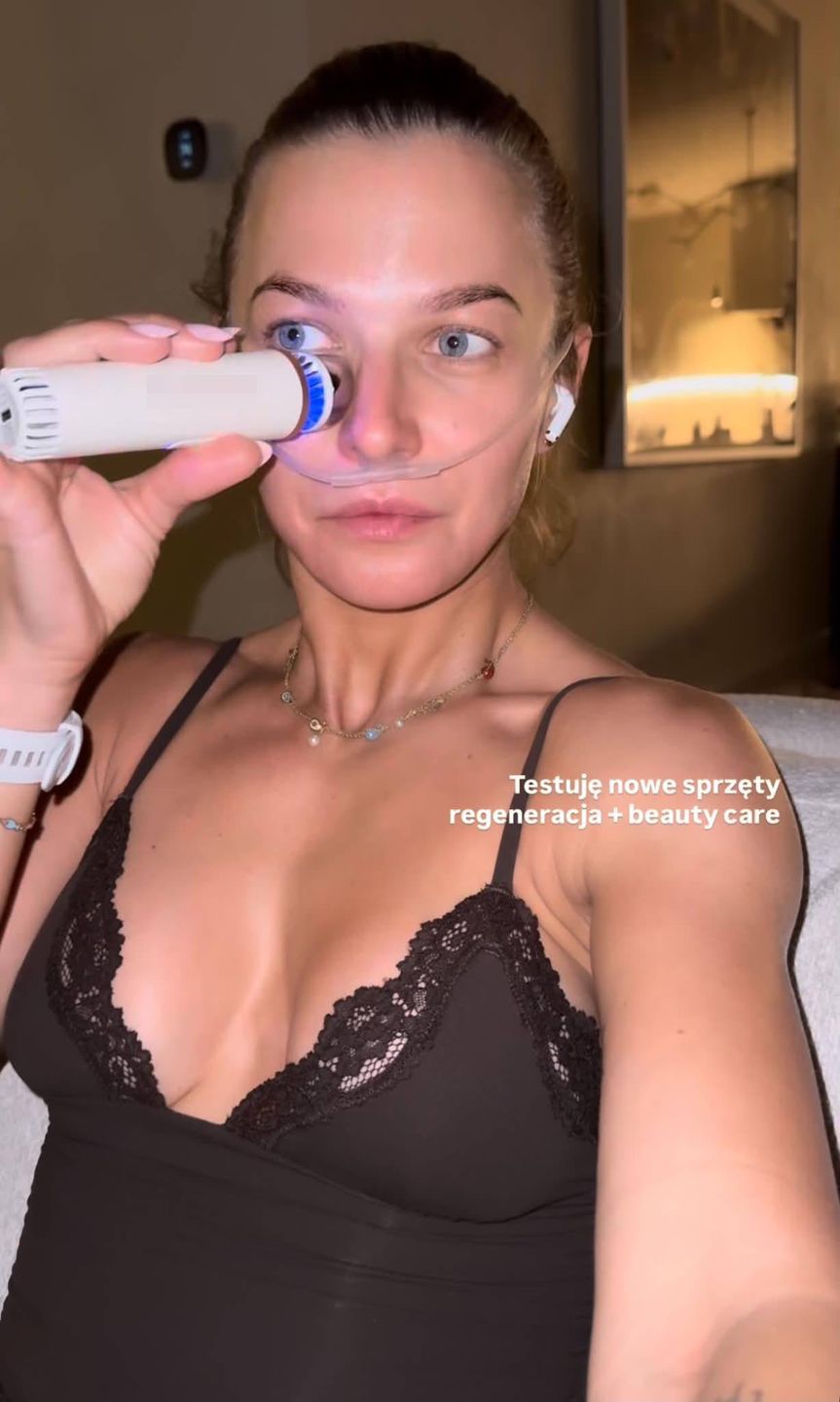 Anna Lewandowska relacjonuje poranek z jet lagiem