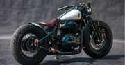 Przerobiony przez Rajputana Customs royal enfield jest jak prawdziwy bobber sprzed lat