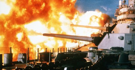 Zabytkowy pancernik USS New Jersey ruszył w drogę. Okręt czeka kompleksowy remont