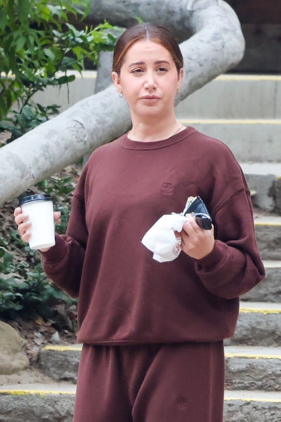 Dawno niewidziana Ashley Tisdale na kawie z córką
