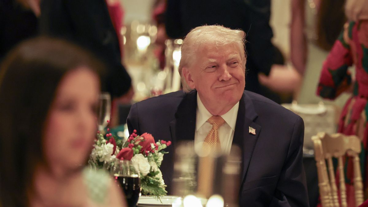 PALM BEACH, FLORIDA - DECEMBER 24: U.S. President Donald Trump attends a Christmas Eve Dinner At Mar-a-Lago on December 24, 2025 in Palm Beach, Florida. Trump is spending the holidays in Florida this year. (Photo by Tasos Katopodis/Getty Images)
