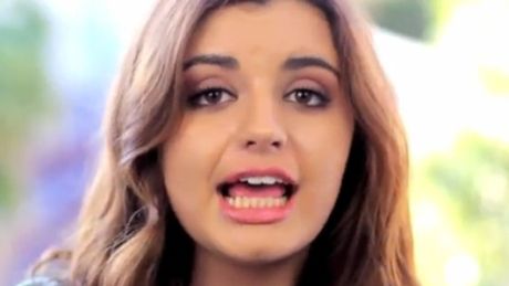 Rebecca Black WRACA! Poznajecie?