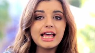 Rebecca Black WRACA! Poznajecie?