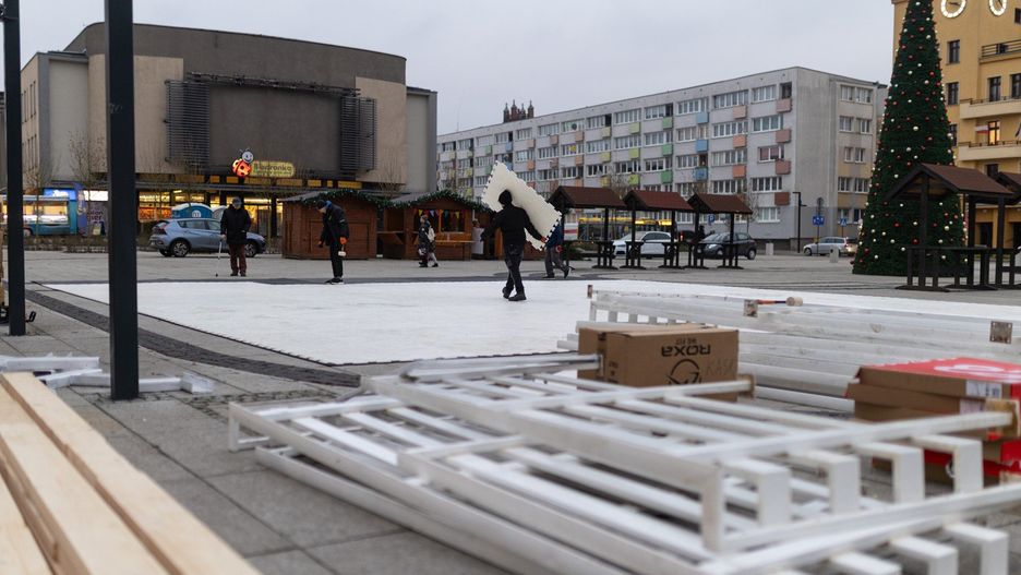 Stary Rynek w Słupsku w środę, 3 grudnia, po południu.