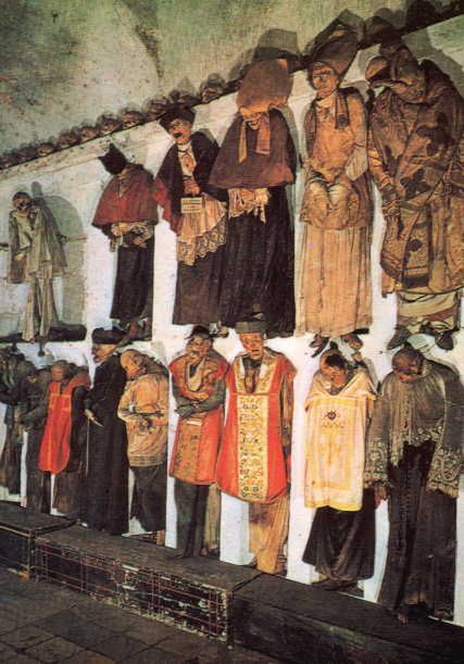 10 najdziwniejszych cmentarzy 3