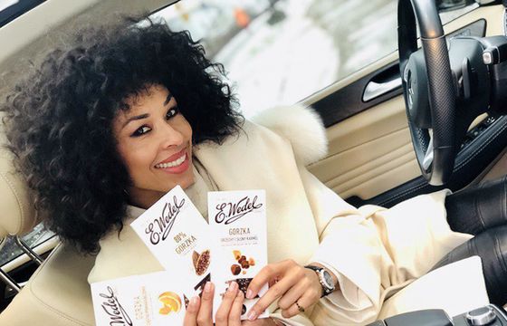 Sesja zdjęciowa z Omeną Mensah nagrodą w konkursie E. Wedel