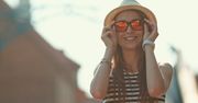 Okulary przeciwsłoneczne mają termin ważności? Rozprawiamy się z mitem (WIDEO)
