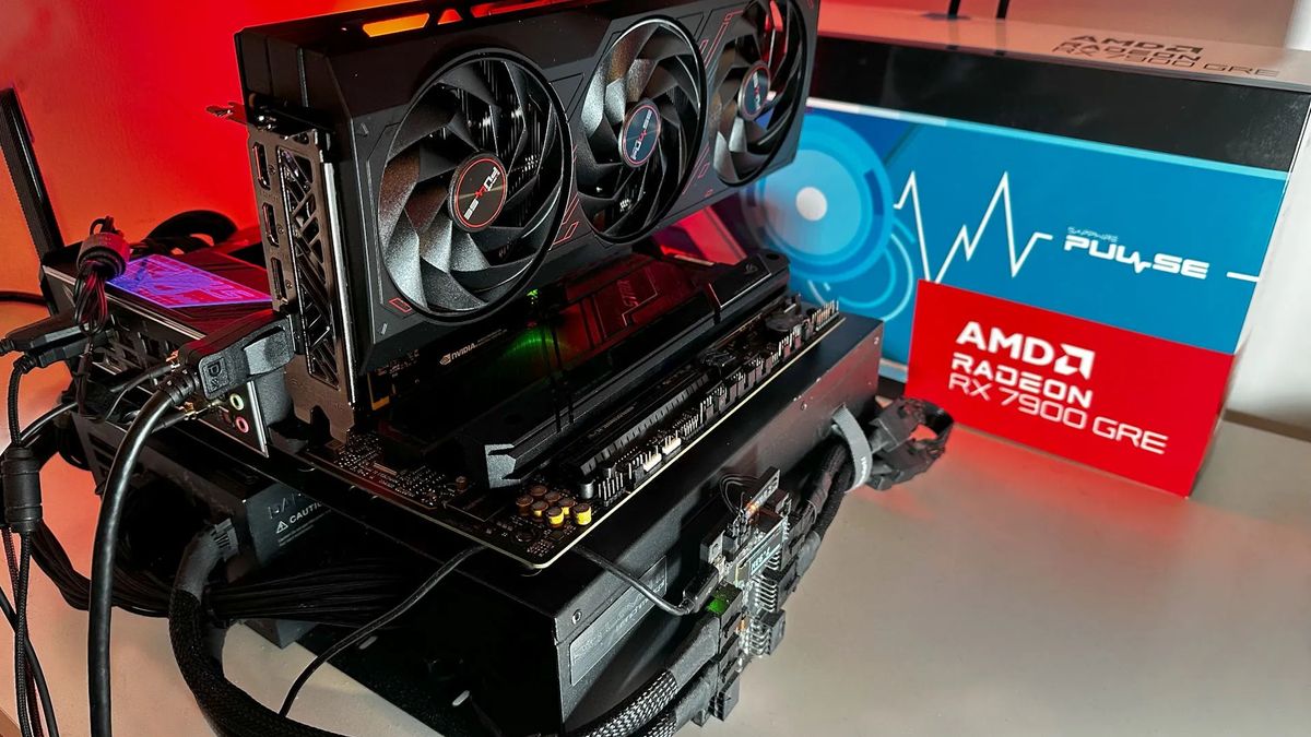 Karta graficzna Radeon RX 7900 GRE