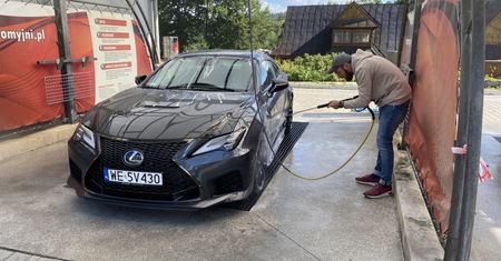 Kasy fiskalne na myjniach bezdotykowych. Jedni na skraju bankructwa, dla innych to nowe rozdanie