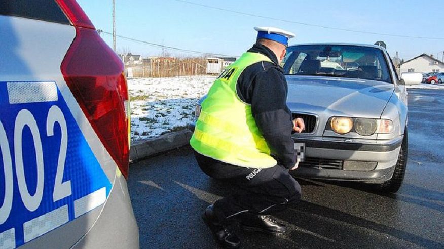 W najbliższych tygodniach policja będzie zwracać szczególną uwagę na stan oświetlenia w naszych autach.