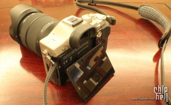 Hasselblad Lusso - kolejny aparat Sony w ekskluzywnej obudowie 6