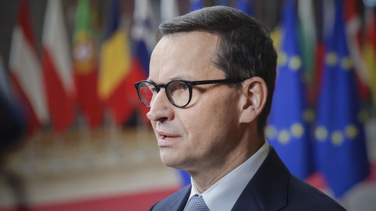 Prime Minister of Poland Mateusz Morawiecki talks to the media at a standup doorstep media press briefing after the end of the 2-day European Council summit. The Polish PM does a statement, talks about the meeting with the EU leaders and heads of states at the headquarters of the European Union and answers questions from journalists. EUCO in Brussels, Belgium on 24 March 2023  (Photo by Nicolas Economou/NurPhoto via Getty Images)