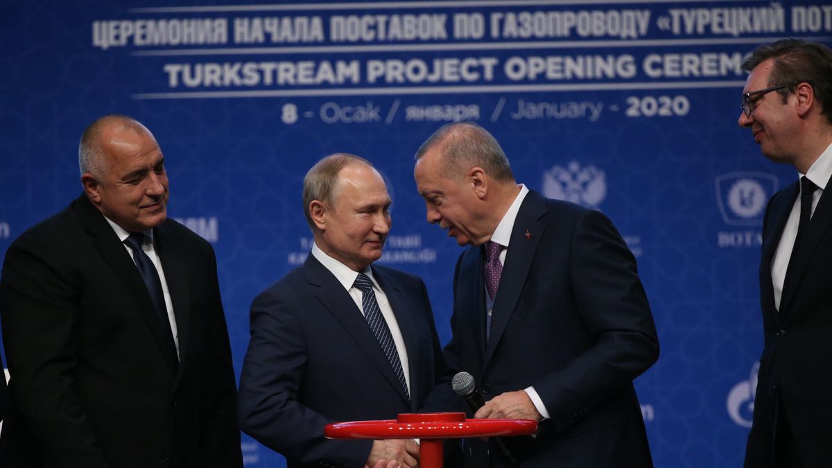 ISTANBUL, TURKEY - JANUARY 08 (RUSSIA OUT): L-R: Bulgarian Prime Minister Boyko Borissov, Russian President Vladimir Putin, Turkish President Recep Tayyip Erdogan and Serbian President Aleksandar Vucic attend the opening ceremony of the TurkStream on January 08, 2020 in Istanbul, Turkey. (Photo by Mikhail Svetlov/Getty Images)
