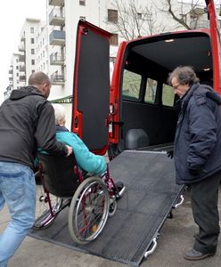 Warszawa. Jest umowa! Będą taksówki dla osób niepełnosprawnych