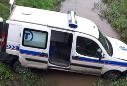 Strzelin. Wpadł karetką do rzeki. Uratowała go niewielka ilość wody