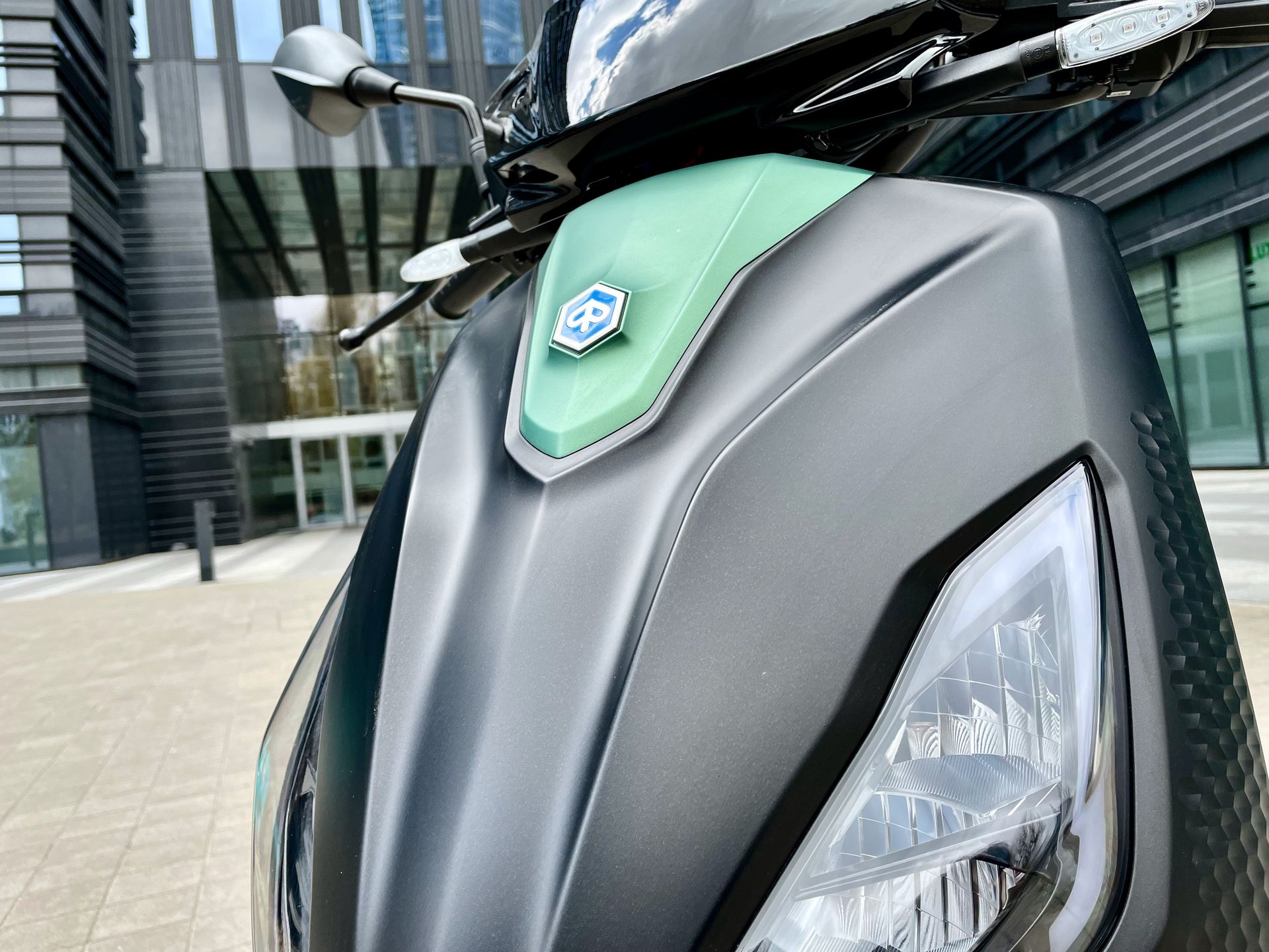 Piaggio 1 Active