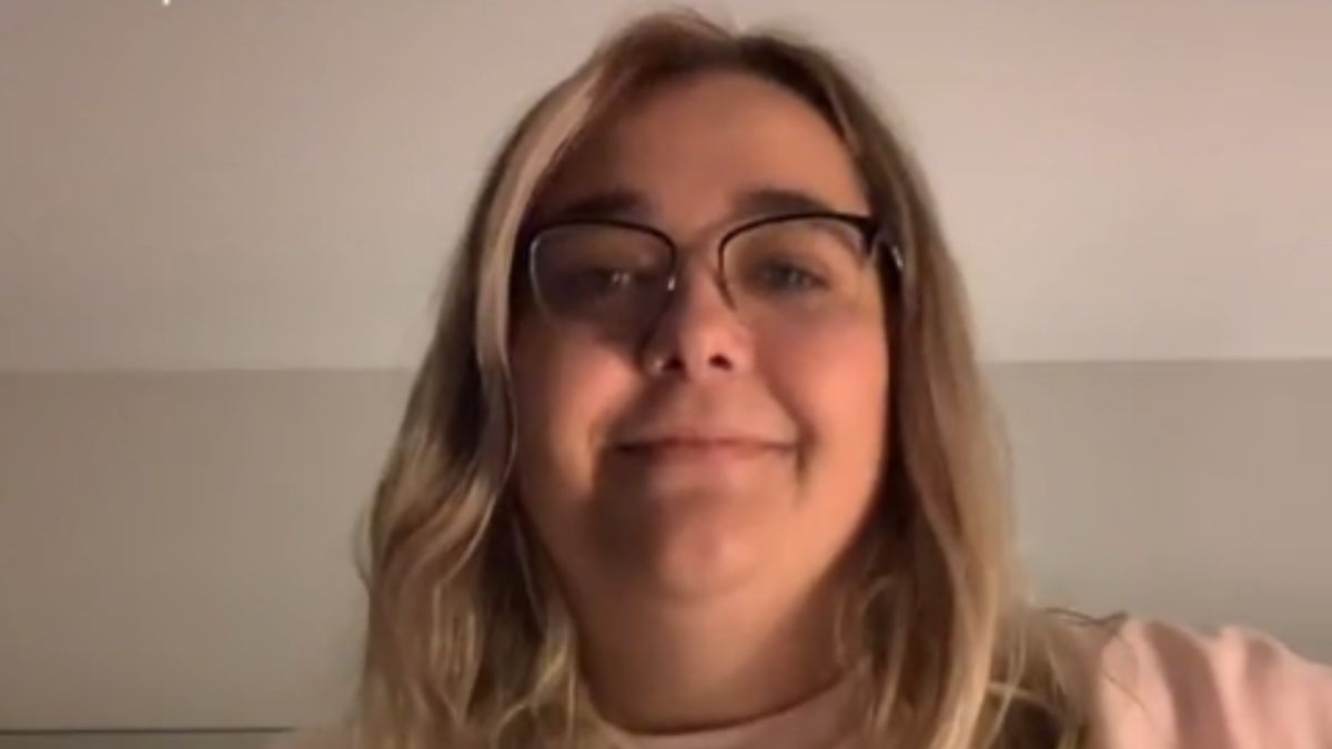 Kobieta pokazała na TikToku dziwne wiadomości od mężczyzny 