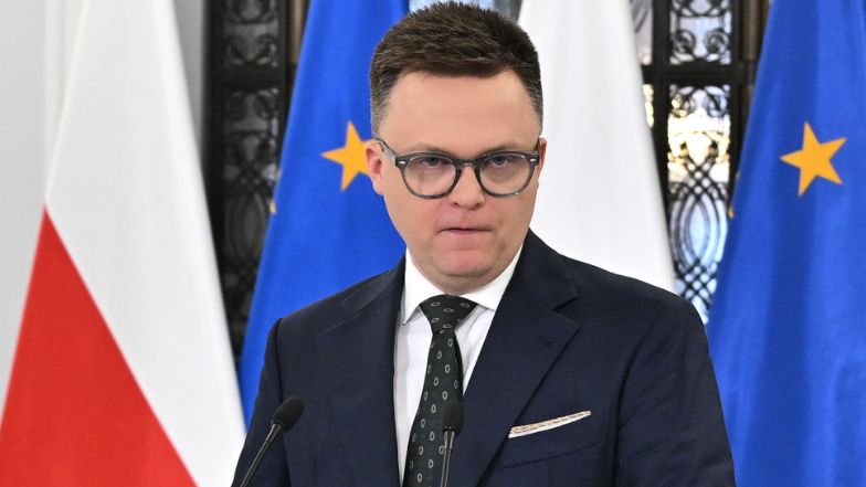 Szymon Hołownia planował życie w zakonie, a został politykiem. Oto jego wykształcenie