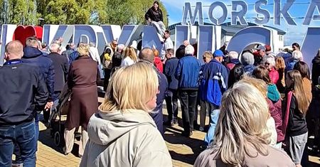 Żyją tylko przez dwa miesiące. Zaglądamy do kurortów po sezonie