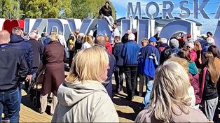 Żyją tylko przez dwa miesiące. Zaglądamy do kurortów po sezonie