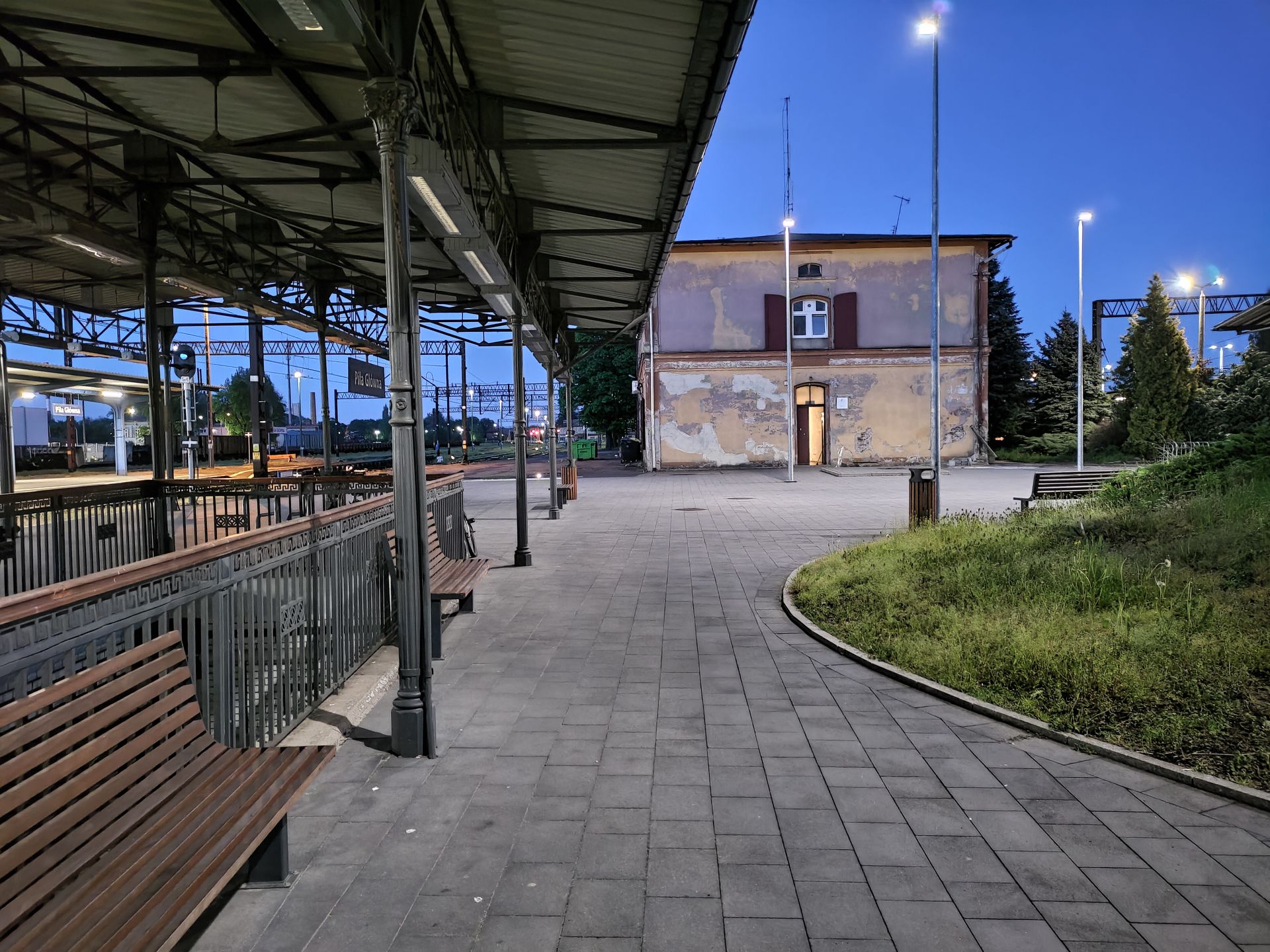 Smartfon inny niż (prawie) wszystkie. ASUS Zenfone 8 Flip: test 47